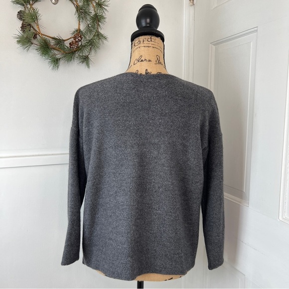 Ane Kenssen Gray and Black Two Tone Color Block Wool Crewneck Sweater - Picture 6 of 10